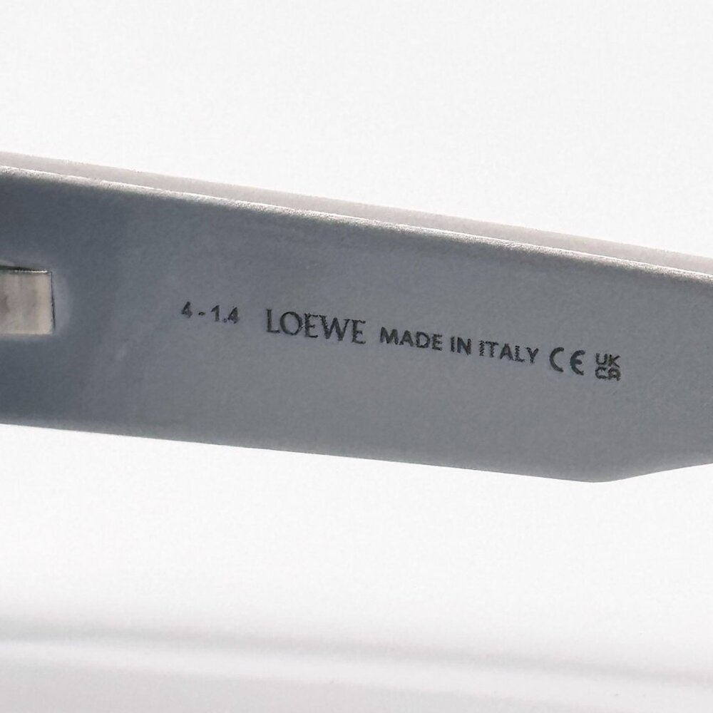 NEW LOEWE SUNGLASSES LW40033I 24C SILVER UNISEX EYEWEAR - Picture 9 of 10